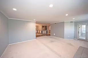 6321 Eagles Lake Dr, Cincinnati, OH 45248 - Photo 12