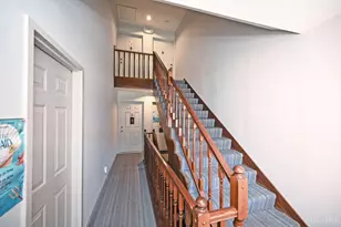 6321 Eagles Lake Dr, Cincinnati, OH 45248 - Photo 4