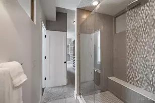 120 W 14th St, Cincinnati, OH 45202 - Photo 22