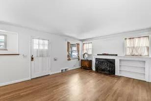 6123 Kingsford Dr, Cincinnati, OH 45224 - Photo 8