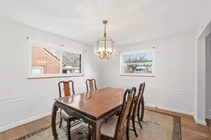 6123 Kingsford Dr, Cincinnati, OH 45224 - Photo 14