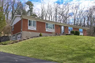 698 Cedar Knolls Ct, Anderson Township, OH 45230 - Photo 1