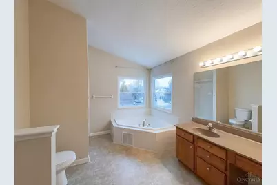 5705 Pepperridge Court, Hamilton Township, OH 45039 - Photo 6