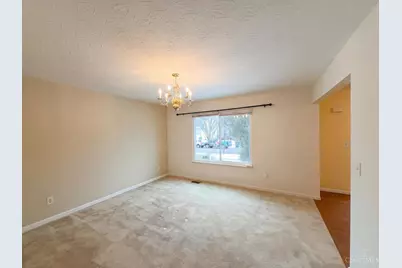 5705 Pepperridge Court, Hamilton Township, OH 45039 - Photo 12