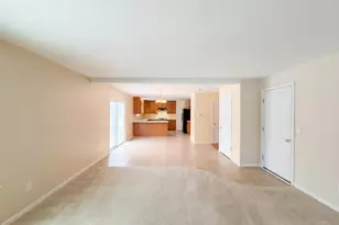 5705 Pepperridge Ct, Hamilton Township, OH 45039 - Photo 8