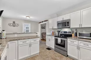 1937 Wilbraham Rd, Middletown, OH 45042 - Photo 12