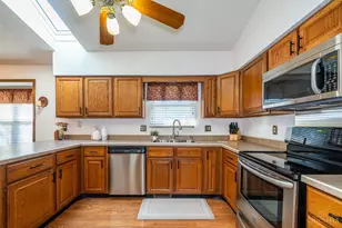 612 Applehill Dr, West Carrollton, OH 45449 - Photo 4