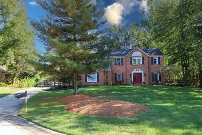 1513 Charleston Lane, Miami Township, OH 45140 - Photo 2