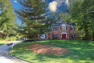 1513 Charleston Ln, Miami Township, OH 45140 - Photo 2