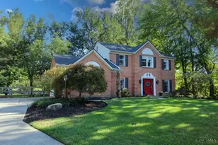 1513 Charleston Ln, Miami Township, OH 45140 - Photo 4