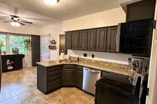 1513 Charleston Ln, Miami Township, OH 45140 - Photo 18