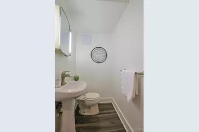 323 Milton Street, Cincinnati, OH 45202 - Photo 16