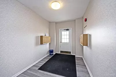 8390 Spring Valley Court #208, West Chester, OH 45069 - Photo 4