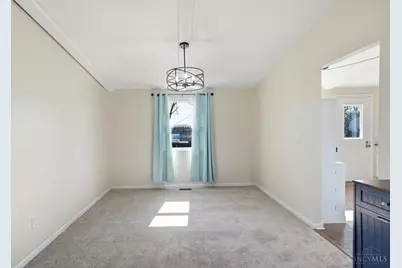 4979 Bonaventure Court, Cincinnati, OH 45238 - Photo 8