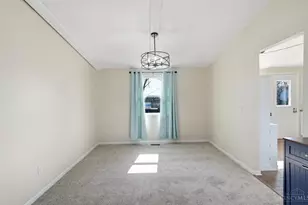 4979 Bonaventure Ct, Cincinnati, OH 45238 - Photo 8