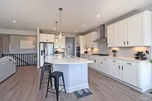 1160 Golf Club Dr, Turtle Creek Township, OH 45036 - Photo 14