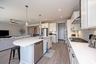 1160 Golf Club Dr, Turtle Creek Township, OH 45036 - Photo 14