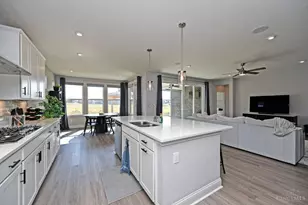 1160 Golf Club Dr, Turtle Creek Township, OH 45036 - Photo 16