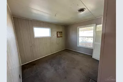 705 Richardson Drive, Middletown, OH 45042 - Photo 24