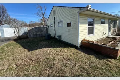 705 Richardson Drive, Middletown, OH 45042 - Photo 4