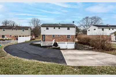 5600 Antoninus Drive, Green Township, OH 45238 - Photo 10