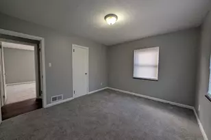 3236 Van Zandt Dr, Green Township, OH 45211 - Photo 16