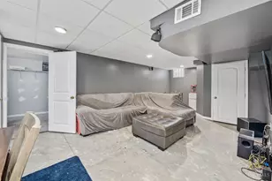 4452 Carnation Ave, Cincinnati, OH 45238 - Photo 20