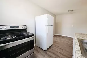 3194 Harry Lee Ln, Colerain Township, OH 45239 - Photo 8