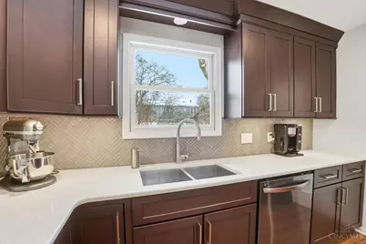 1858 Foxhollow Drive, Anderson Township, OH 45255 - Photo 16