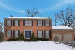 1858 Foxhollow Dr, Anderson Township, OH 45255 - Photo 2