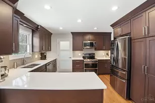 1858 Foxhollow Dr, Anderson Township, OH 45255 - Photo 12