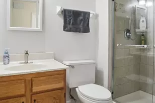 1858 Foxhollow Dr, Anderson Township, OH 45255 - Photo 32