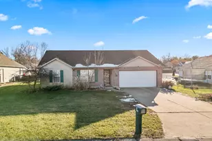 115 Meeker, Monroe, OH 45050 - Photo 2