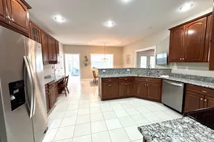 7021 Darcie Dr, Liberty Township, OH 45011 - Photo 10