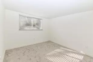 3065 Alpine Terrace, Cincinnati, OH 45208 - Photo 12