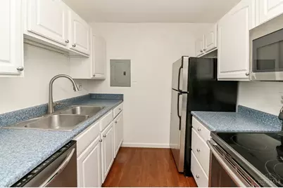 3065 Alpine Terrace #10A, Cincinnati, OH 45208 - Photo 10