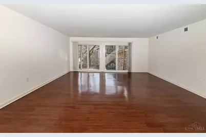 3065 Alpine Terrace #10A, Cincinnati, OH 45208 - Photo 2