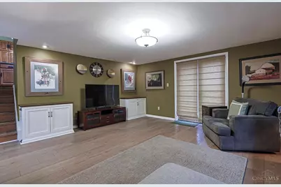 9856 Knollbrook Terrace, Montgomery, OH 45242 - Photo 14