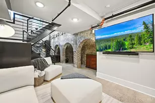 1328 Republic St, Cincinnati, OH 45202 - Photo 10