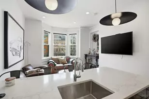 32 E Court St, Cincinnati, OH 45202 - Photo 12