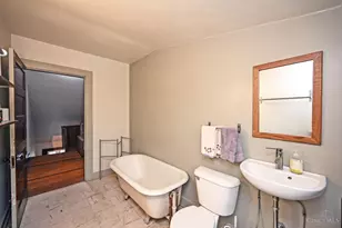 4 Burton Woods Ln, Cincinnati, OH 45229 - Photo 80