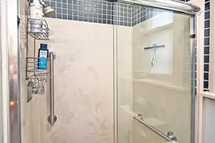 4 Burton Woods Ln, Cincinnati, OH 45229 - Photo 42