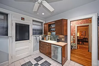 4 Burton Woods Lane, Cincinnati, OH 45229 - Photo 24