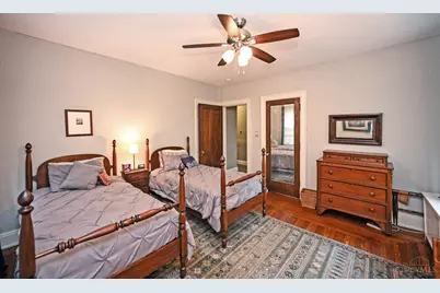 4 Burton Woods Lane, Cincinnati, OH 45229 - Photo 44