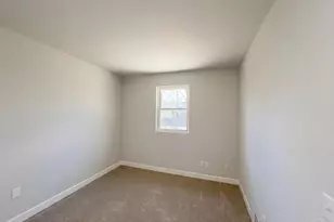 1858 Aspenhill Dr, Springfield Township, OH 45240 - Photo 4