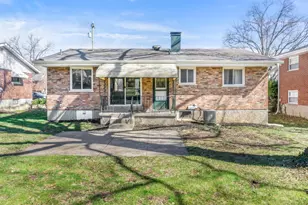 1229 Meadowbright Ln, Cincinnati, OH 45230 - Photo 8