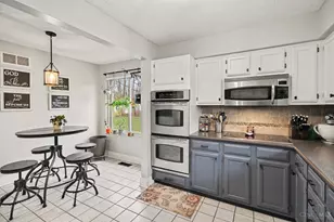 5707 Whistling Wind Ln, Milford, OH 45150 - Photo 10