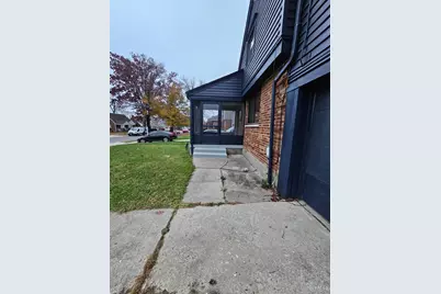 6024 Sunridge Drive, Cincinnati, OH 45224 - Photo 2