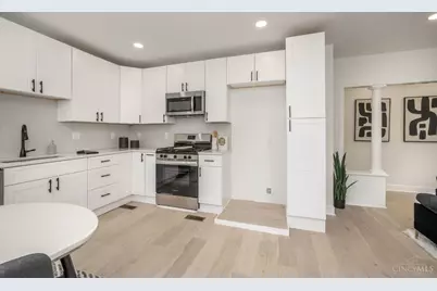 817 Hawthorne Avenue #A, Cincinnati, OH 45205 - Photo 12