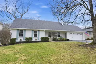 8880 Raiders Run Rd, Sycamore Township, OH 45236 - Photo 1